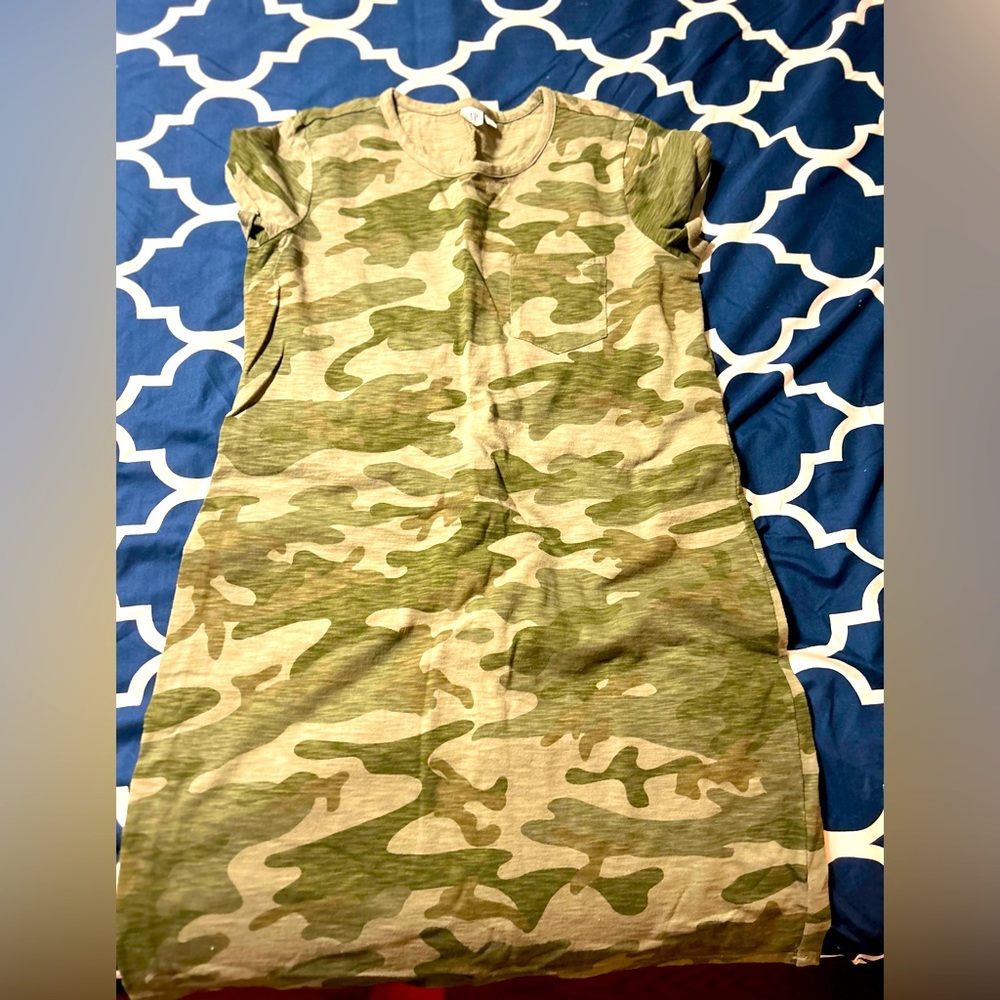 Gap camo Tee Shirt Dress Medium